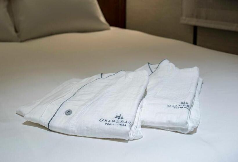 Quarto Standard Cama King, Grandbach Tokyo Ginza