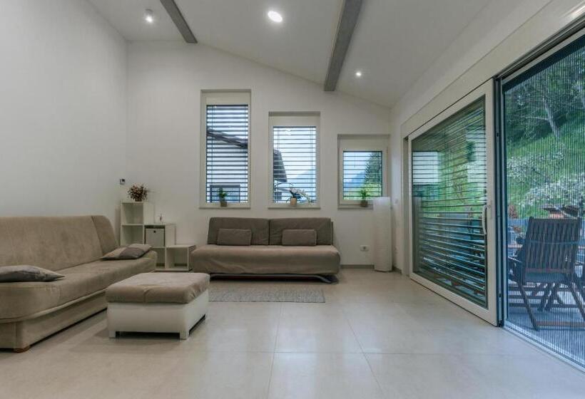 آپارتمان 1 خوابه با تراس, Apartment Kanalec