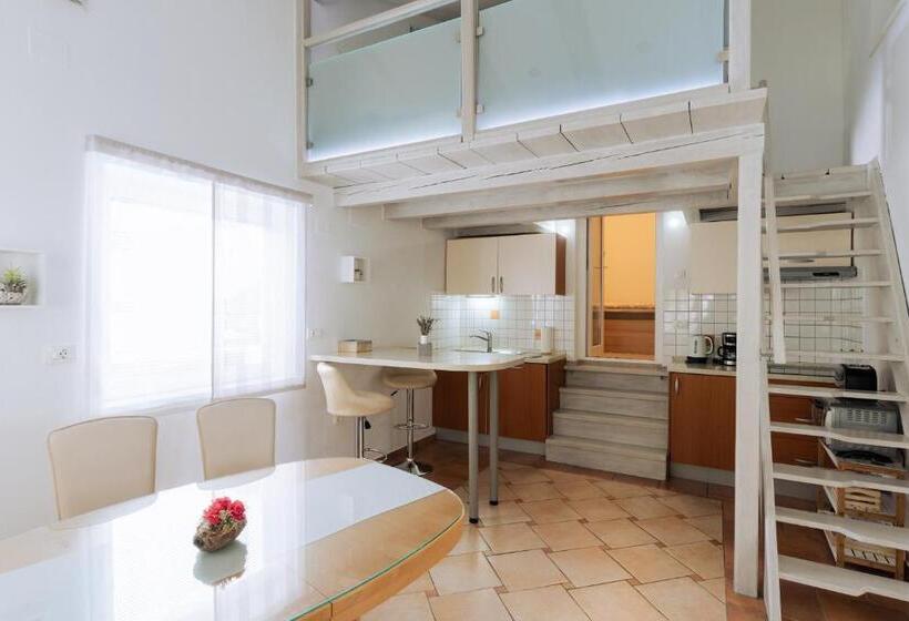 آپارتمان 1 خوابه با تراس, Apartment Kanalec