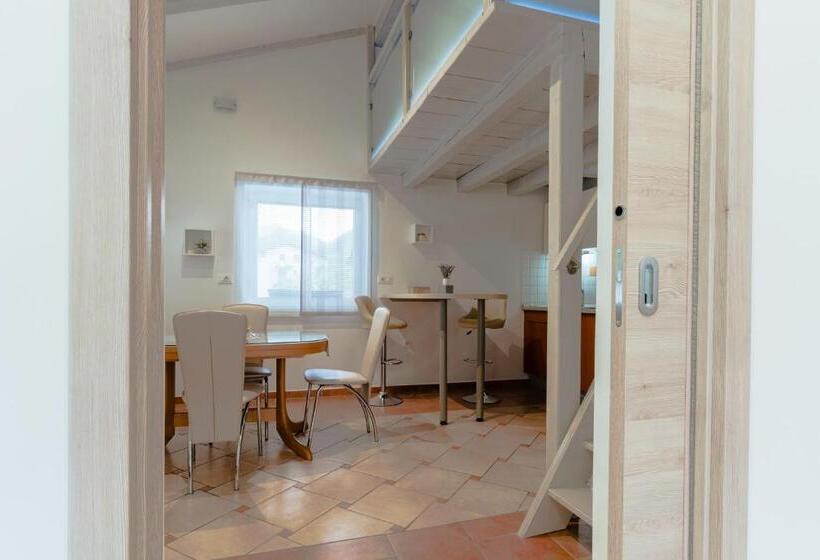 آپارتمان 1 خوابه با تراس, Apartment Kanalec