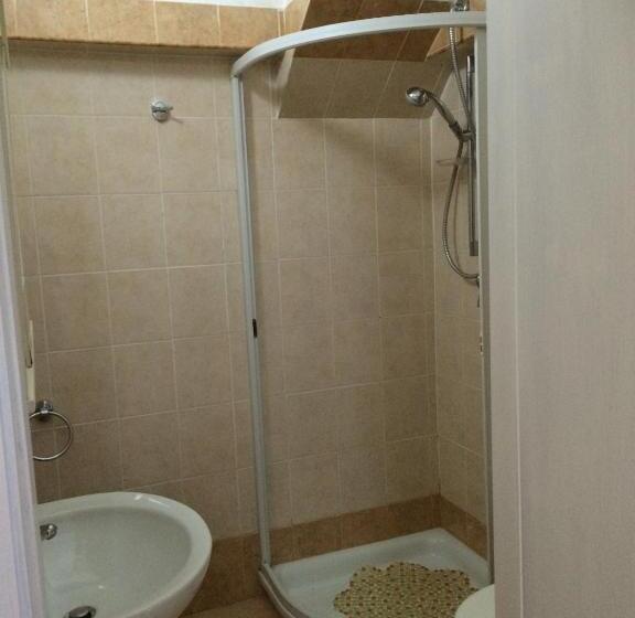 Apartamento 2 Dormitórios, Villa Irene