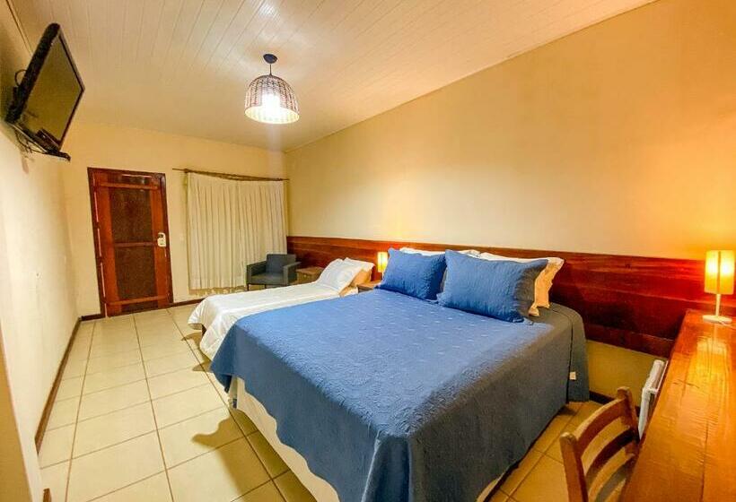 غرفة قياسية ثلاثية مطلة علي الحديقة, Quatro Estações Pesqueiro E Hotel Fazenda