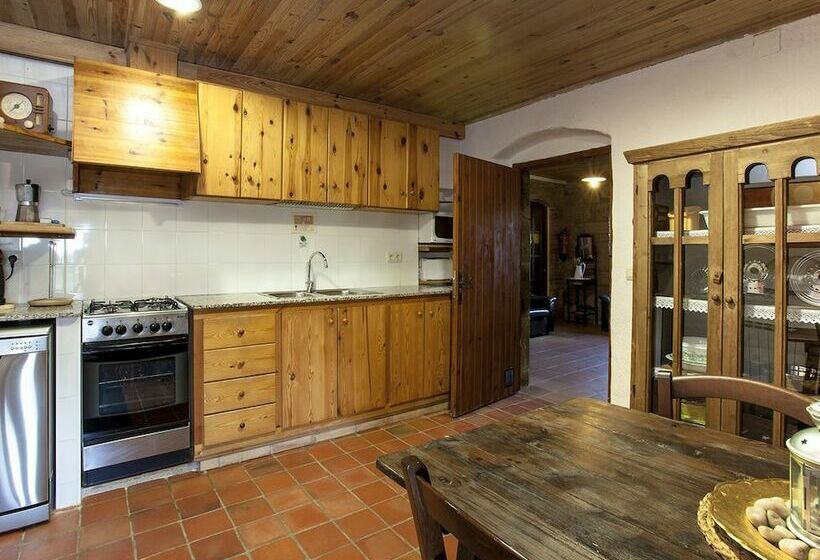 Дом 3 Спальни, Casa Sant Grau 2