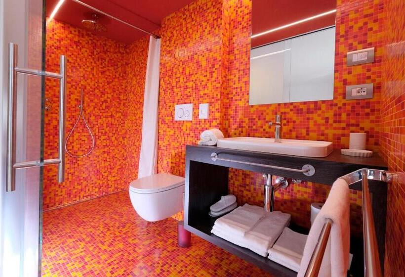 标准间, Fior Tamion