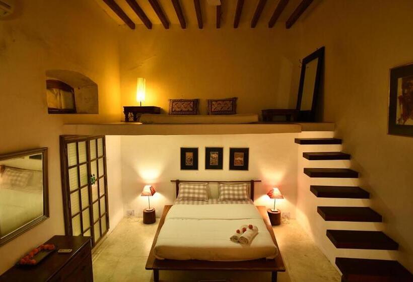 اتاق لوکس چهار تخته, La Closerie   Bay Of Bengal