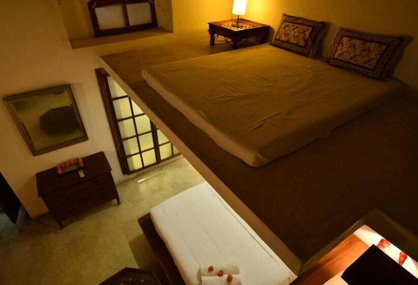 اتاق لوکس چهار تخته, La Closerie   Bay Of Bengal