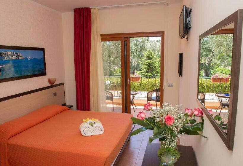 غرفة كمفورت مع تراس, Villa Fenice Bed & Breakfast