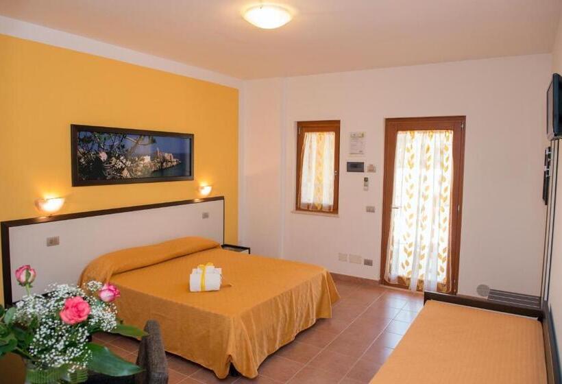 اتاق راحتی سه تخته, Villa Fenice Bed & Breakfast