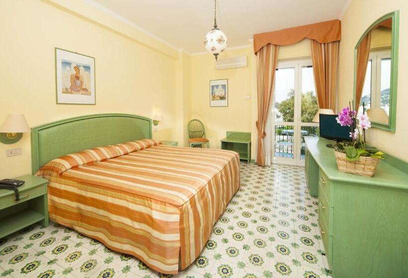 带海景的标准房, Ambasciatori