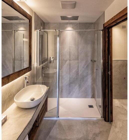 小型套房, Arnika Wellness