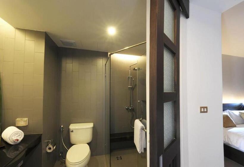 اتاق لوکس چهار تخته, Baan Khun Nine