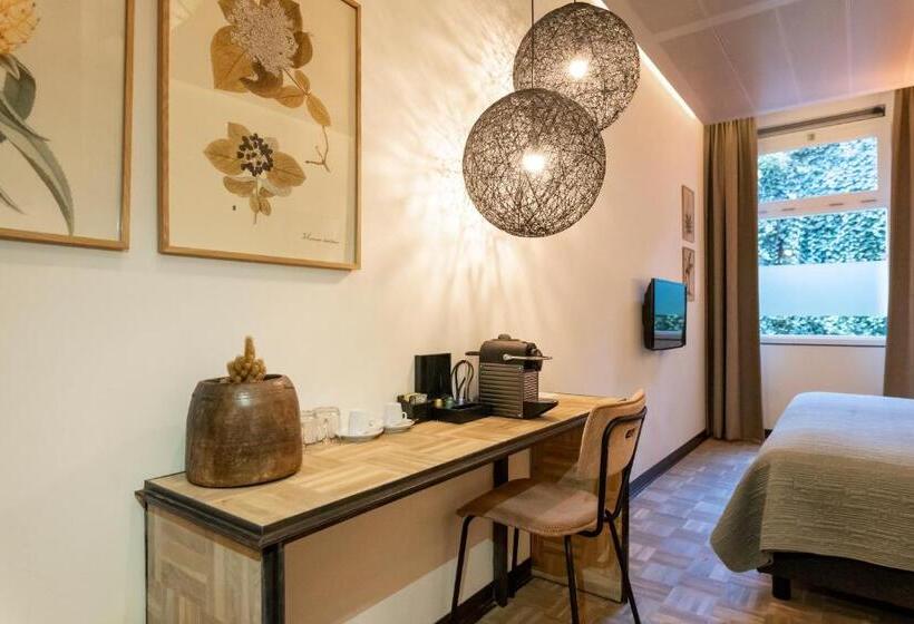 舒适型房间, Bleecker