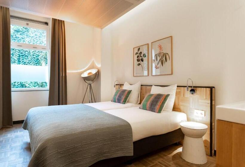 舒适型房间, Bleecker