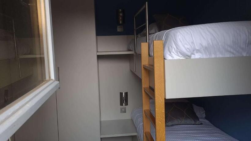 סוויטה משפחתית, Casino