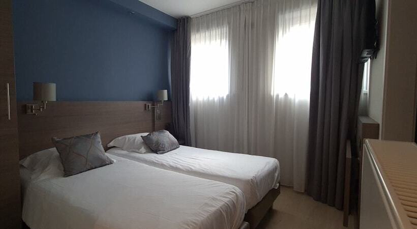 חדר סטנדרט, Casino