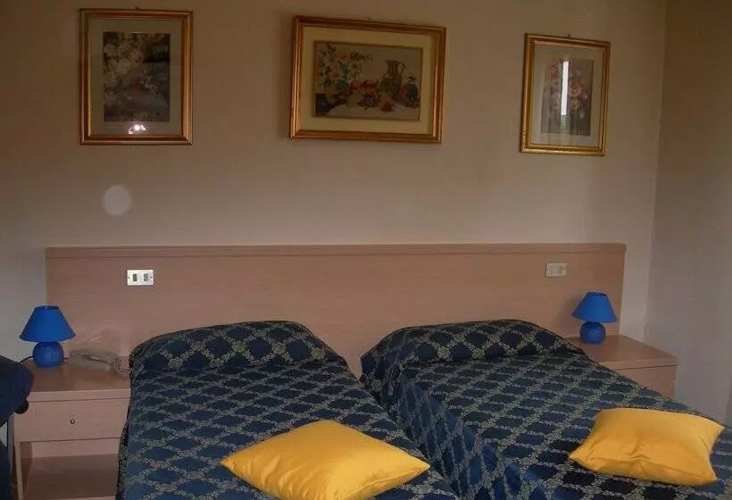 ファミリールーム, Albergo Centrale