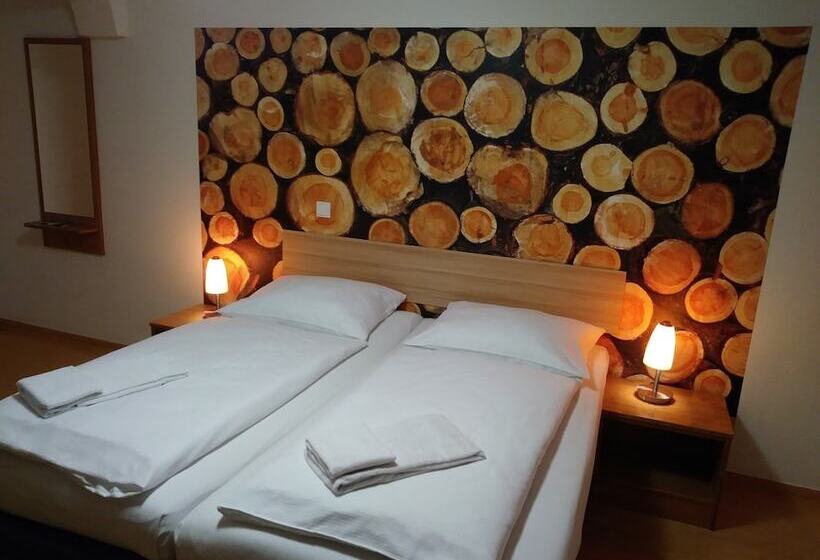 Трехместный Номер Комфорт, Ecoinn