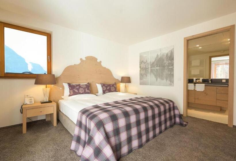 Номер Стандарт, Exquisit