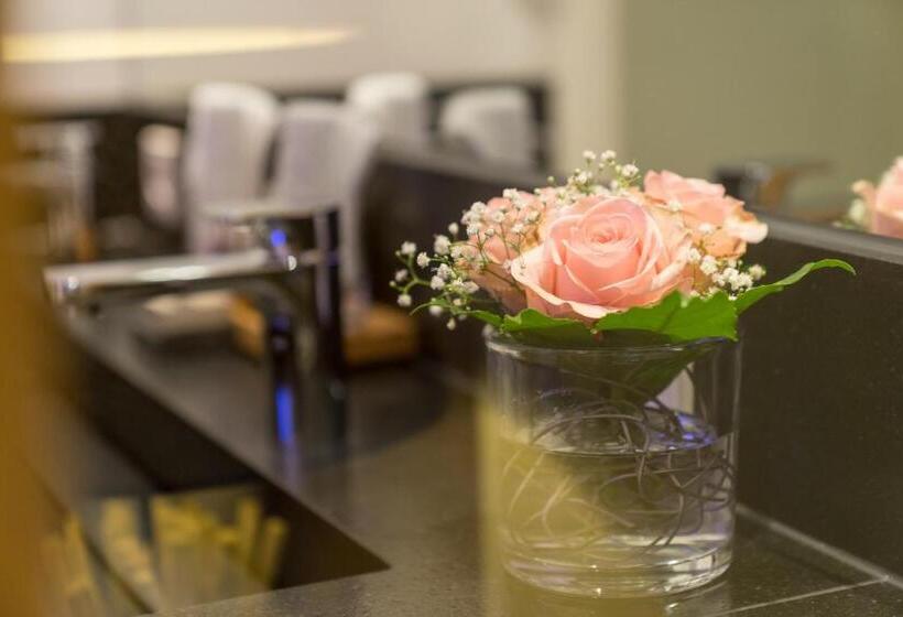 Стандартный Номер Нижний Этаж, Exquisit