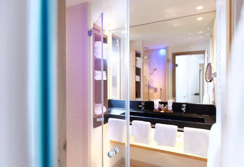 Номер Стандарт, Exquisit