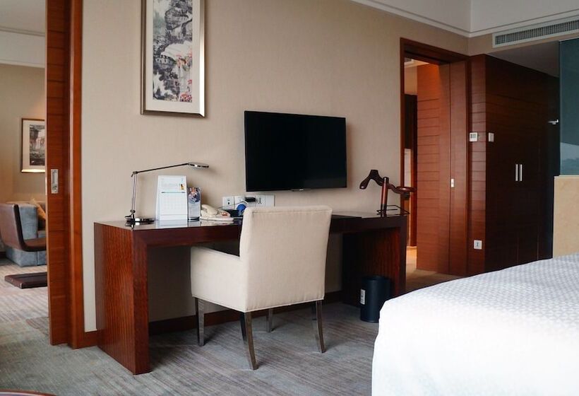 行政套房, Four Points By Sheraton Taicang