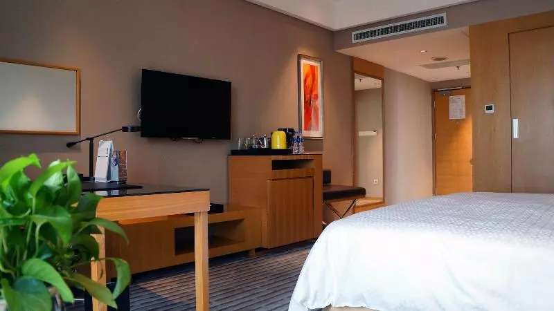 キングサイズベッドのデラックスルーム, Four Points By Sheraton Taicang