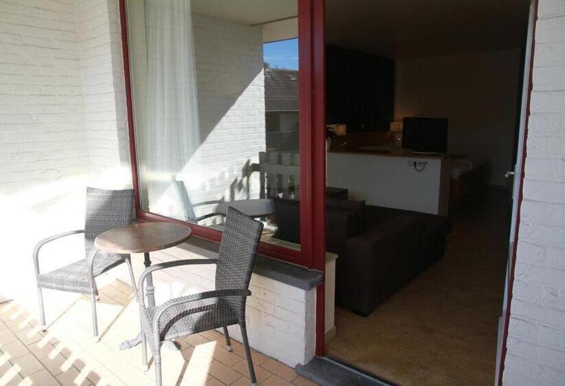 Comfort room with balcony, Gerardushoeve