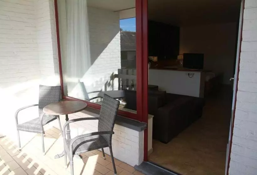 Comfort room with balcony, Gerardushoeve