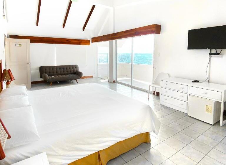 Deluxe Suite Sea View, La Piedra