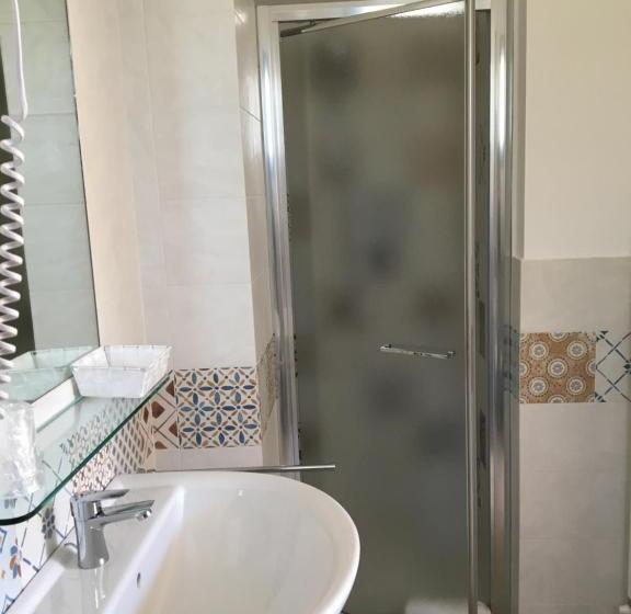 اتاق استاندارد, Le Macerine