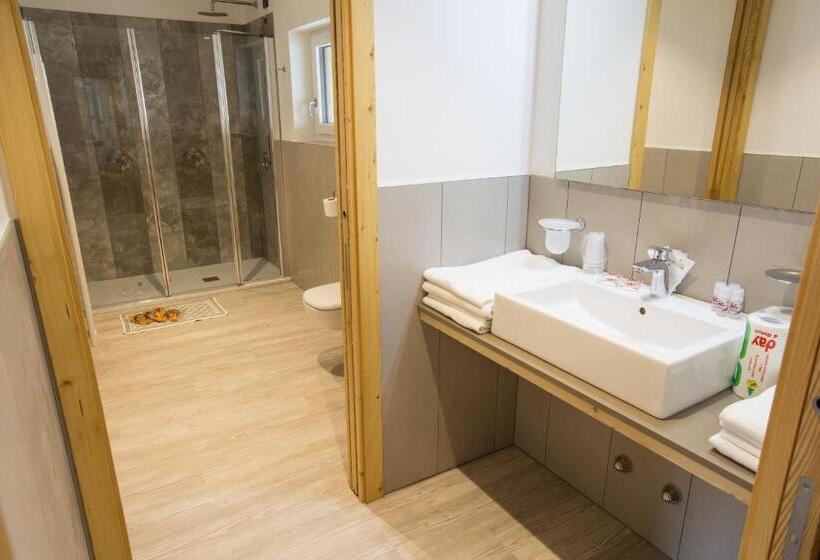 סוויטה משפחתית, Majorka