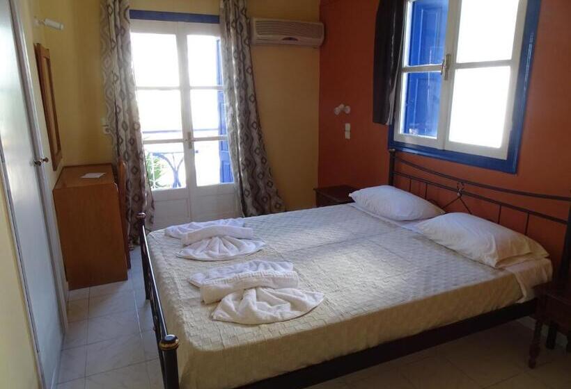 Escritório Estándar, Mariona