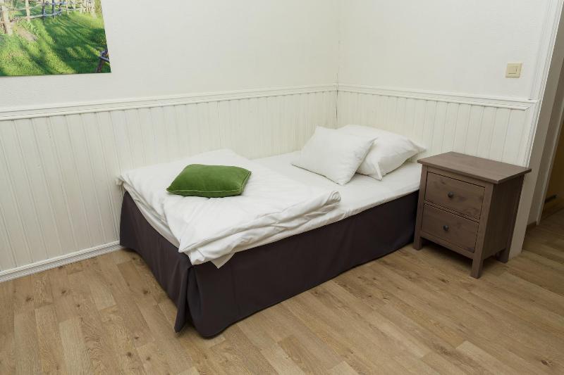 スタンダードシングルルーム, Miranda