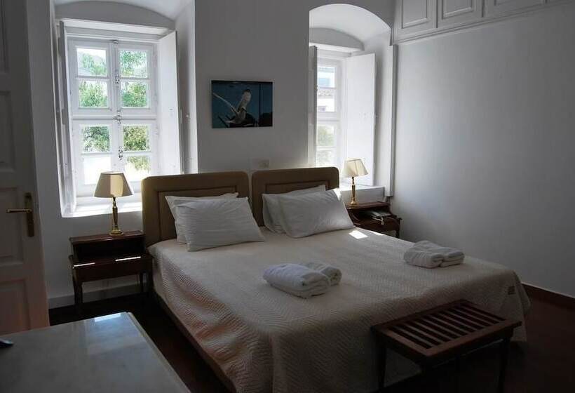 庭の見えるスタンダードトリプルルーム, Miranda