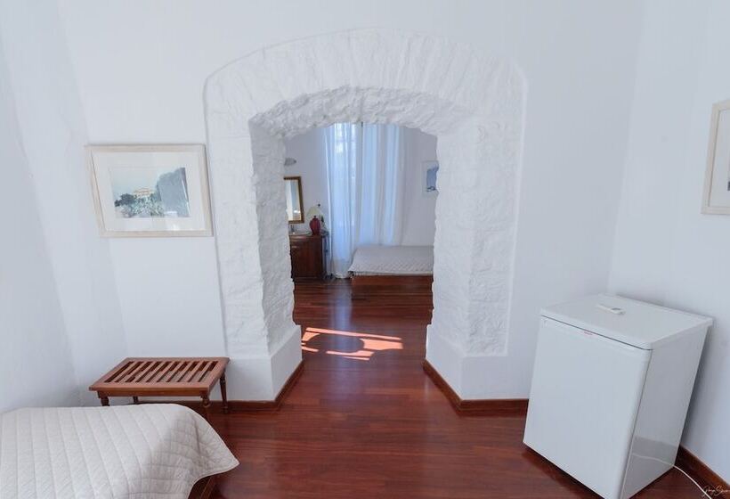 ベーシックトリプルルーム, Miranda