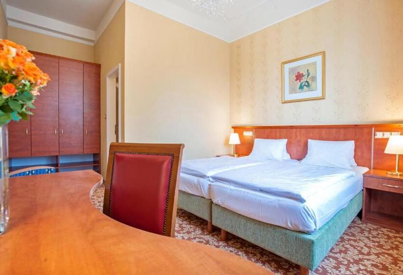 חדר משפחתי נוף לגינה, Spa Resort Pawlik Aquaforum