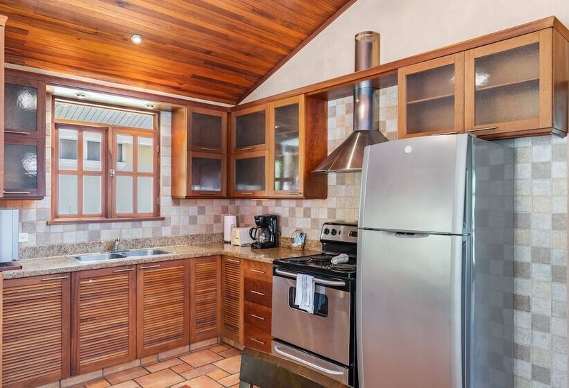 جناح, Villa Del Sueno