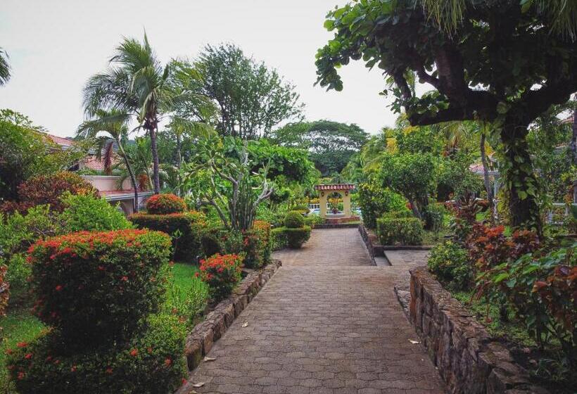 جناح جونيور, Villa Del Sueno