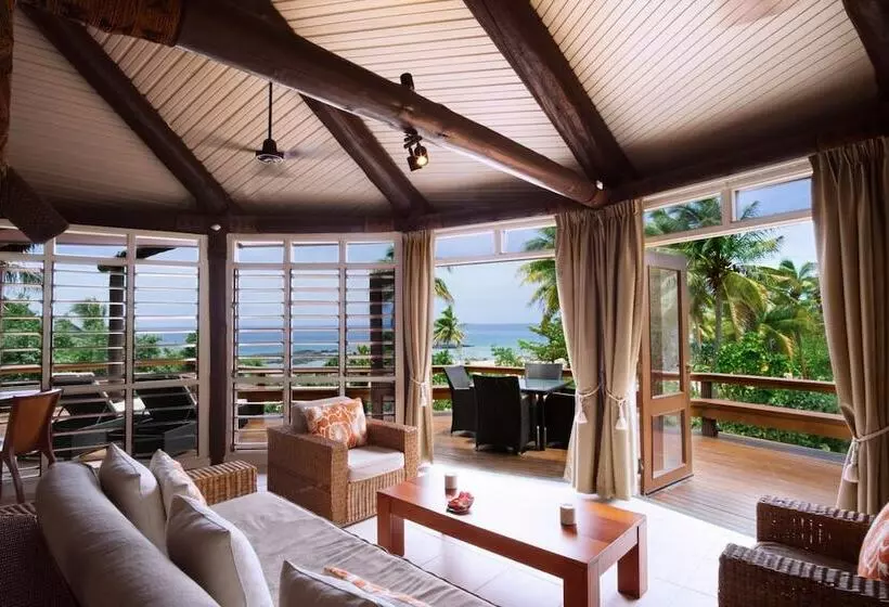 バンガローの２ベッドスタンダードルーム, Yasawa Island Resort