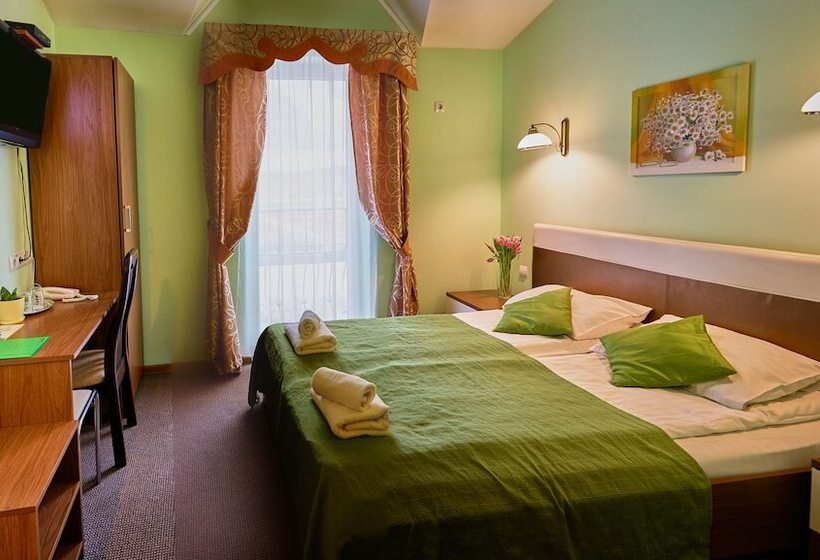 غرفة قياسية, Leotel