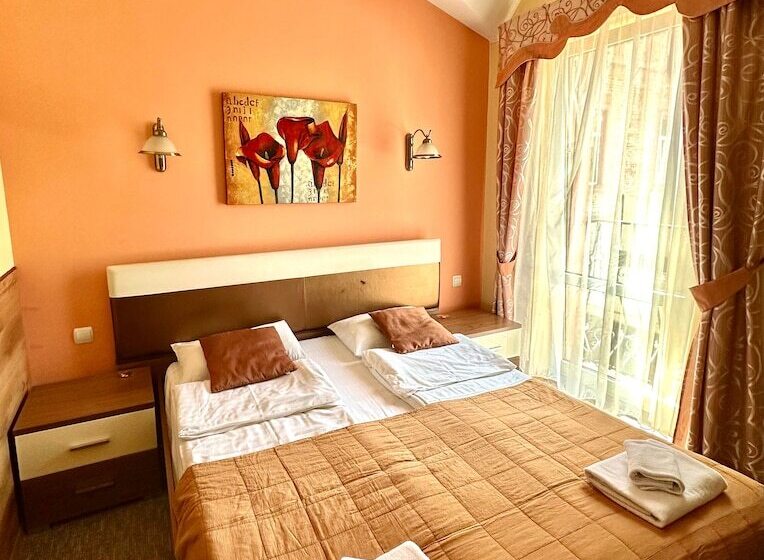 غرفة قياسية, Leotel