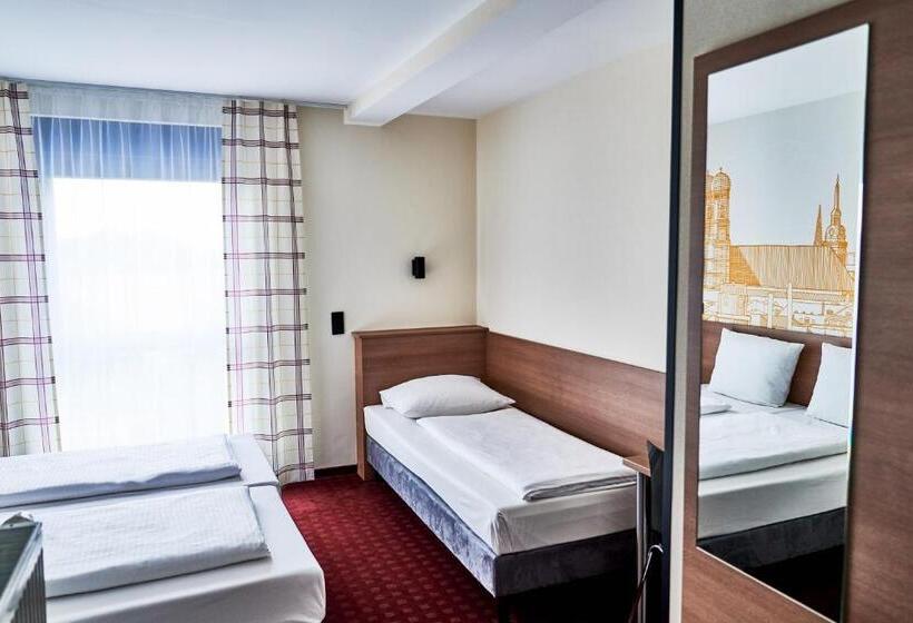 اتاق استاندارد سه نفره, Mcdreams Hotel München Messe