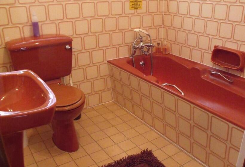 اتاق استاندارد, Bisibee Guest House