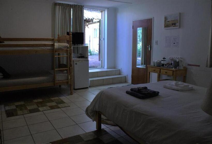 اتاق استاندارد با تخت‌های تاشو, Bisibee Guest House