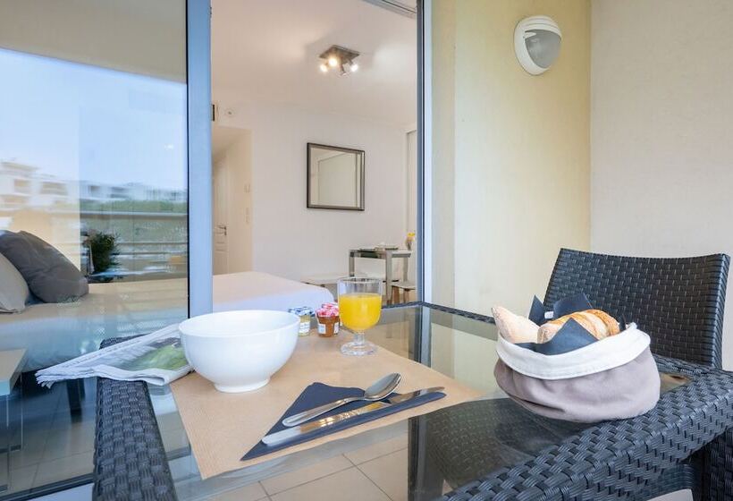 Студия Стандарт, Nemea Appart Hotel Le Lido Cagnes Sur Mer