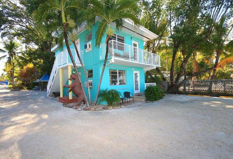Люкс, Sunset Cove Beach Resort
