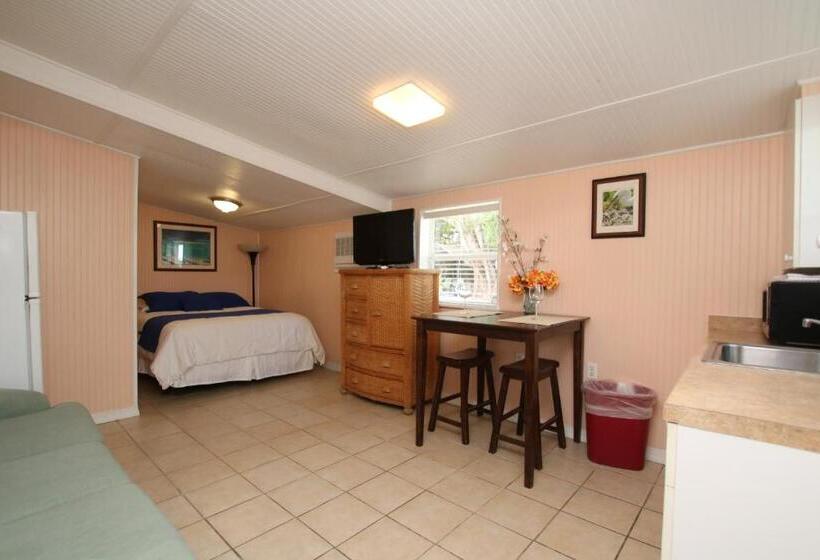 Chata, Sunset Cove Beach Resort