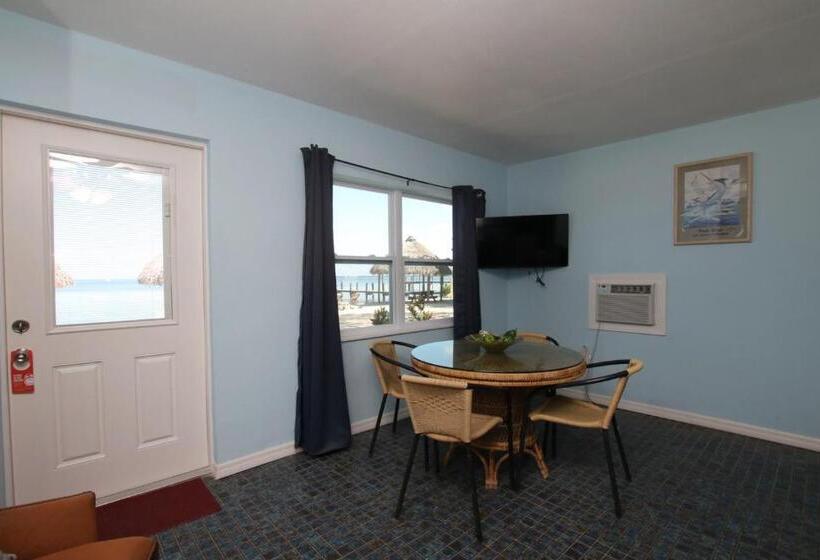 Люкс, Sunset Cove Beach Resort
