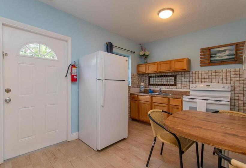 Chata, Sunset Cove Beach Resort