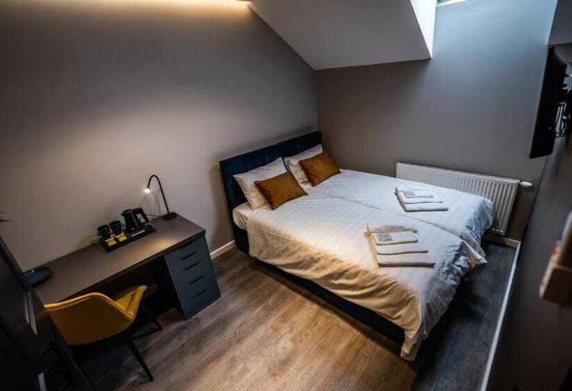 اتاق استاندارد با سرویس بهداشتی مشترک, Comfort Hostel Klaipeda